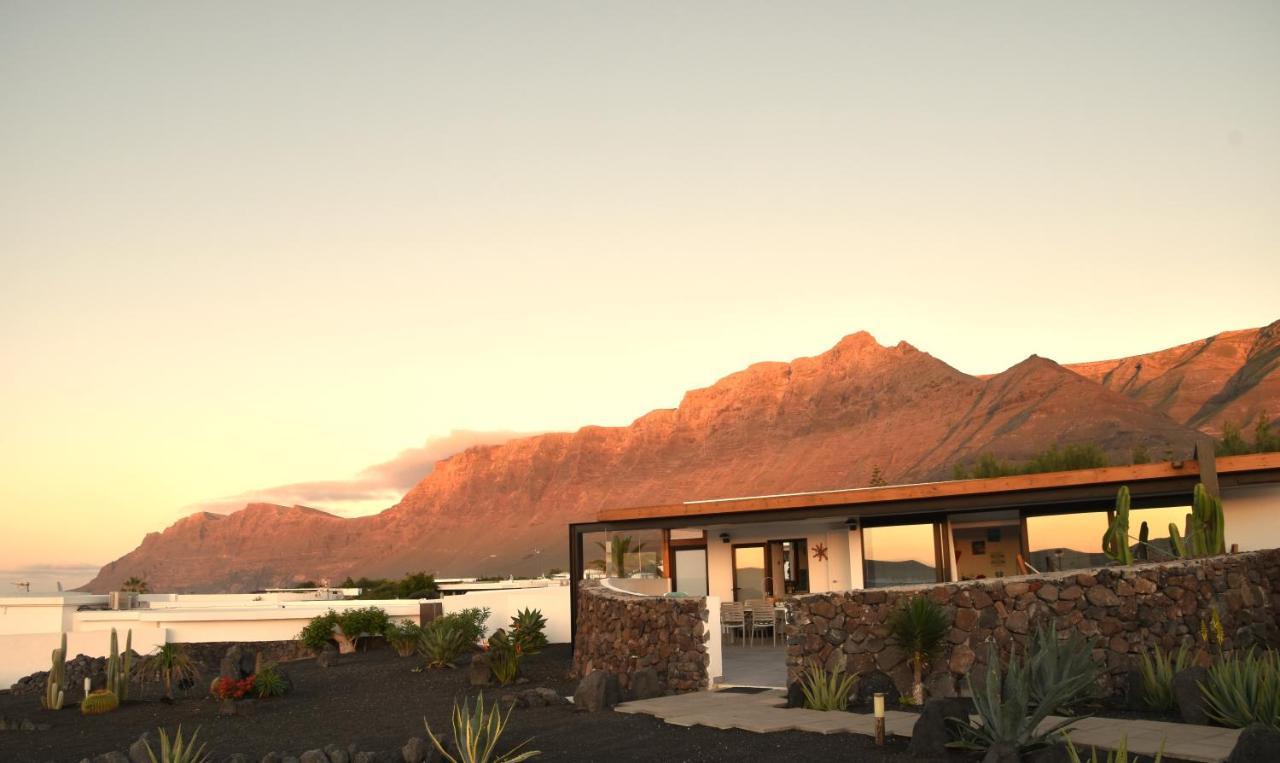 La Belle Vie Vila Famara Exterior foto