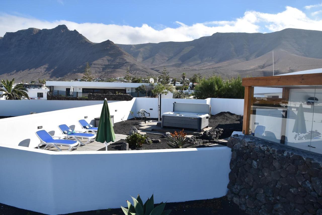 La Belle Vie Vila Famara Exterior foto