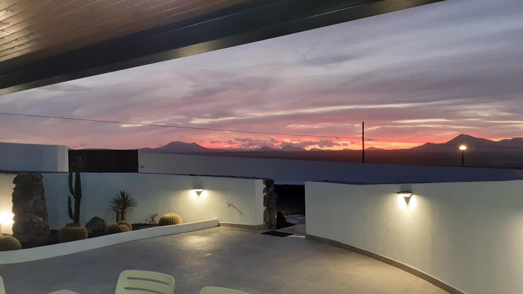 La Belle Vie Vila Famara Exterior foto